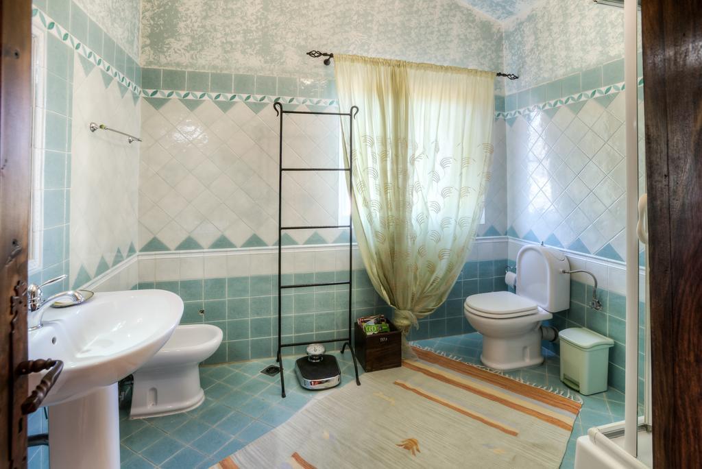 Casa Di Luce Bed & Breakfast Agia Marina  Ngoại thất bức ảnh